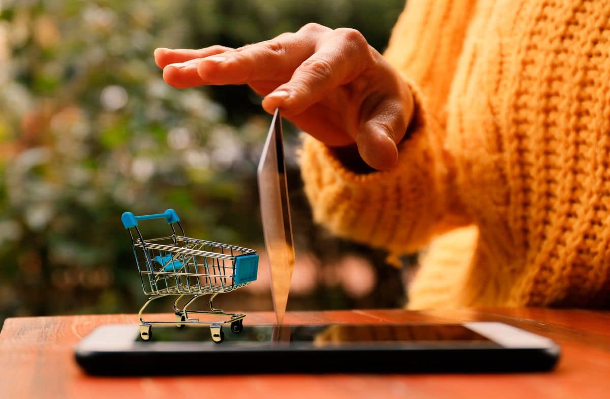 Harnessing the Power of Personalization in Online Marketplaces
